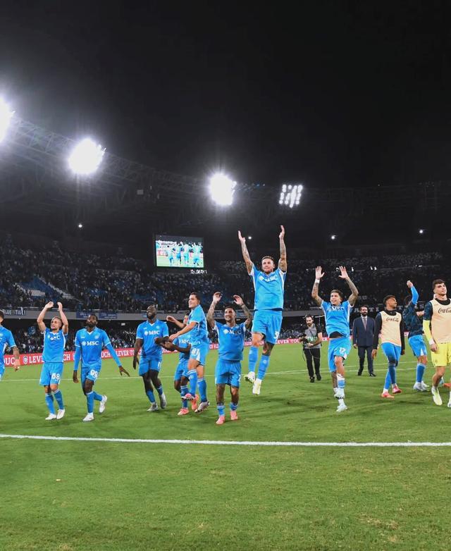 那不勒斯客场轻松获胜，积分榜上升的简单介绍