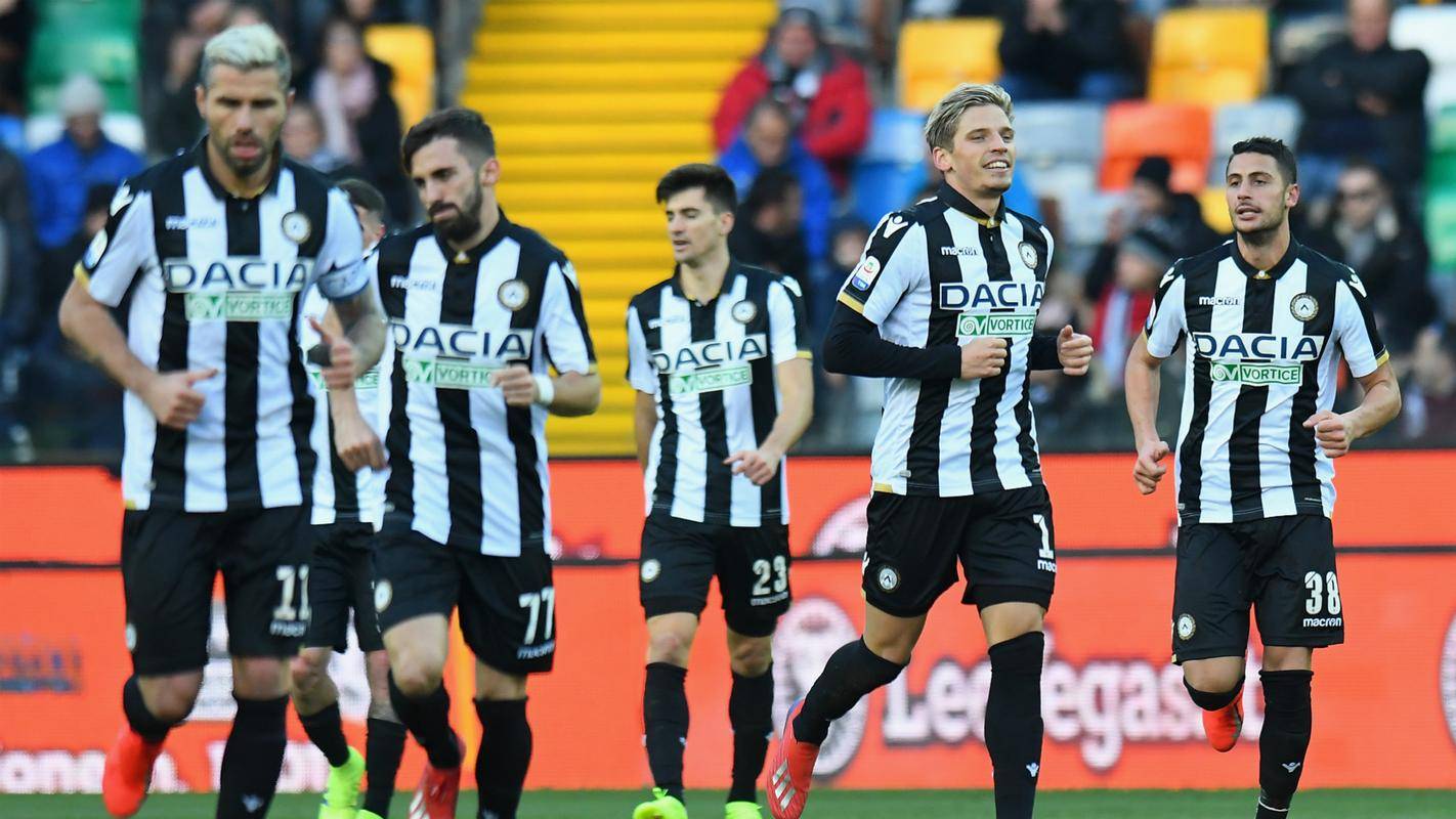 乌迪内斯客场战平，球队克服困难拼尽全力的简单介绍