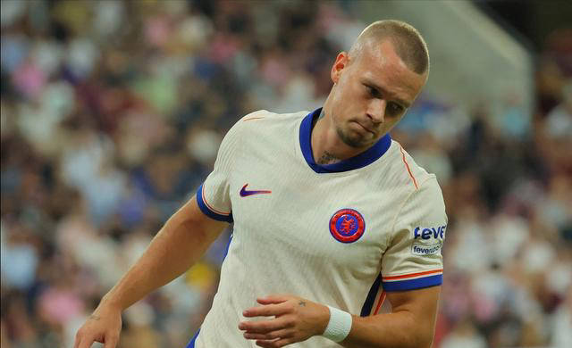 阿贾克斯力克马赛，成功晋级半决赛